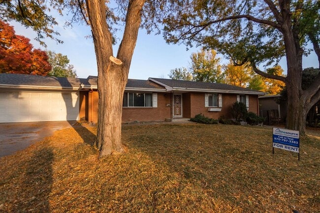 Building Photo - 1712 S Whitcomb St