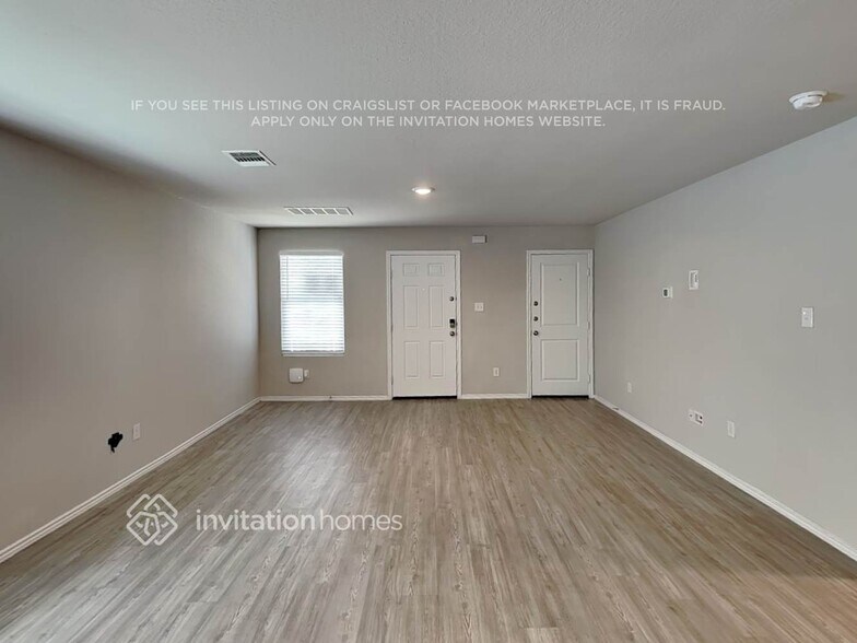 Building Photo - 5733 Verracio Ct