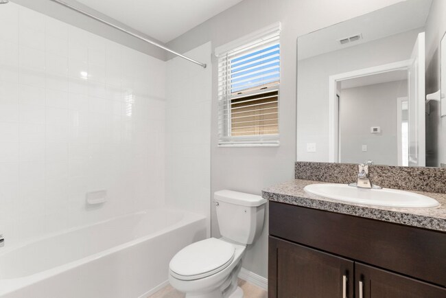 Building Photo - LIKE NEW Home For Rent in Touchstone!