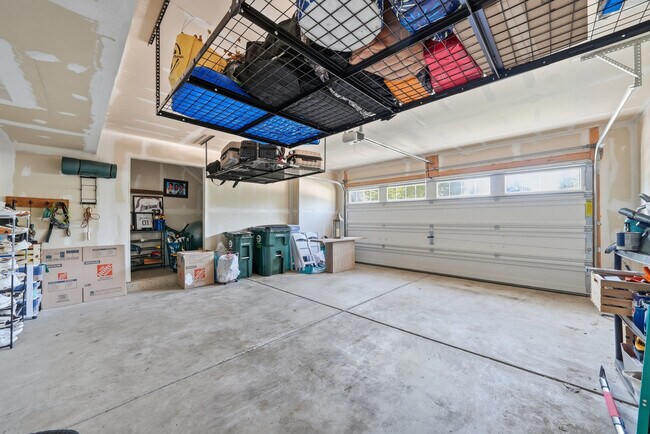 Building Photo - 2546 Huntleigh Ln