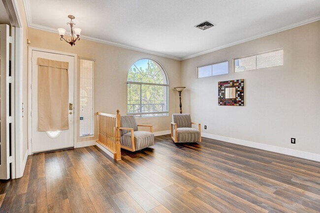 Building Photo - QUALITY FULLY FURNISHED SEVEN HILLS HOME WITH A PRIVATE POOL AND SPA