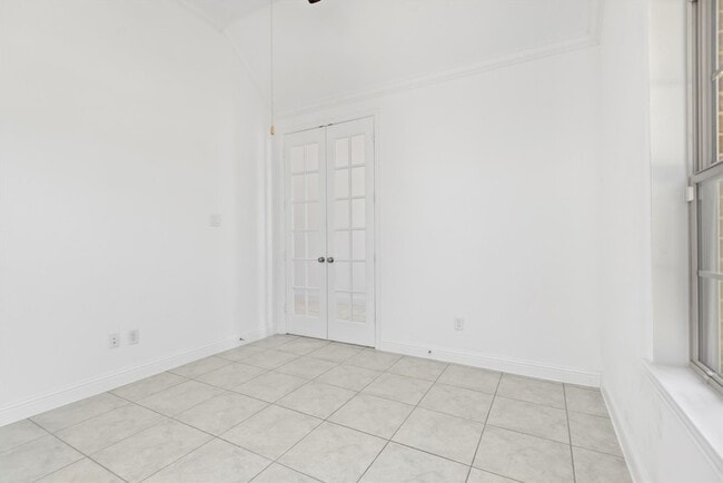 Building Photo - 28215 Whitmore Bend Dr