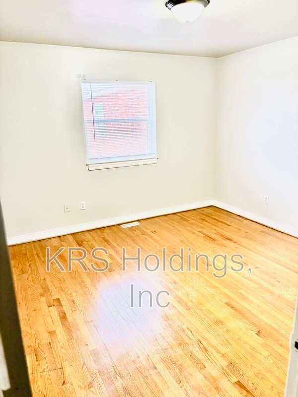 Building Photo - 5211 Goolsby Ct