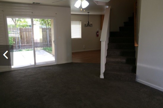 Building Photo - 105 Palm Pkwy