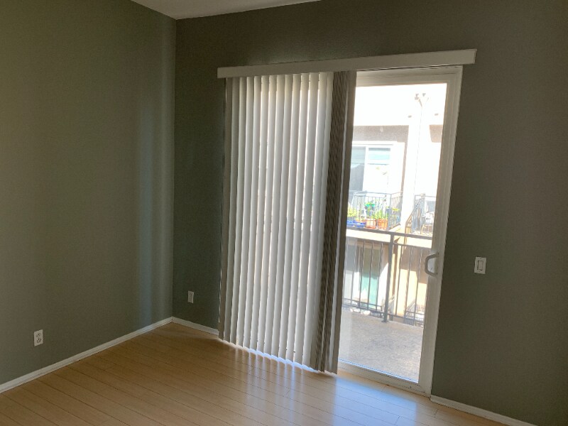 Building Photo - 1115 Armstrong Dr