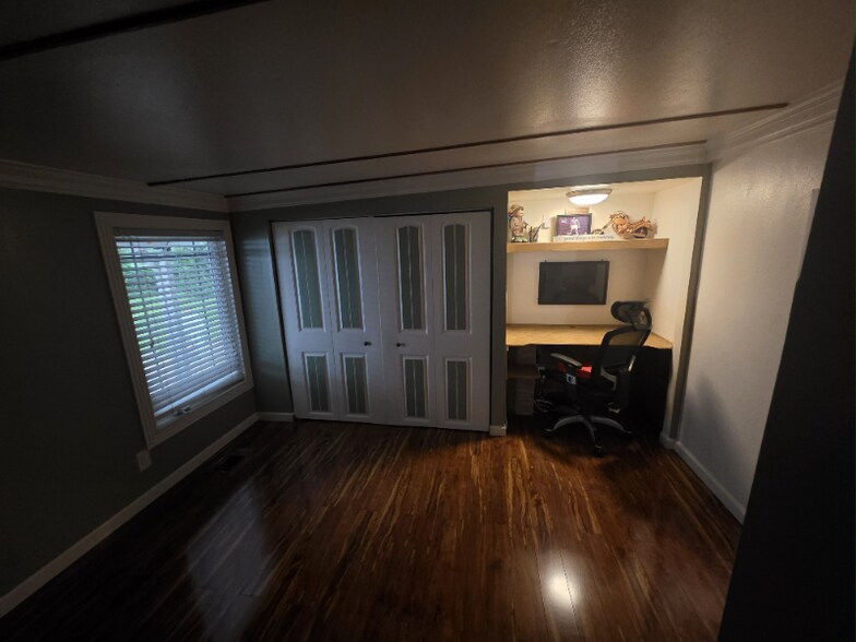 Building Photo - 3000 Clarcona Rd