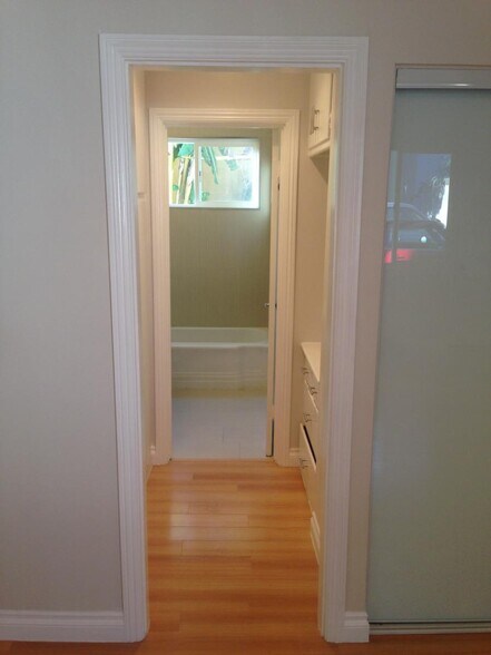Building Photo - 2222 N Cahuenga Blvd