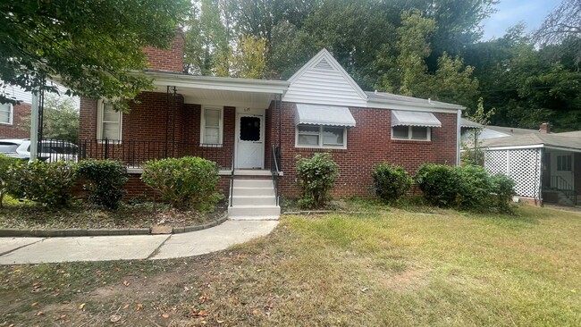 Primary Photo - Brick Ranch close to Furman, Cherrydale an...