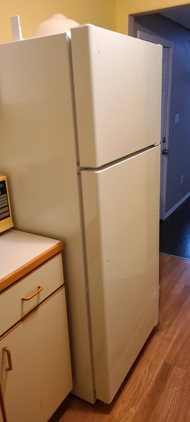 Building Photo - 1023 7th Ave N