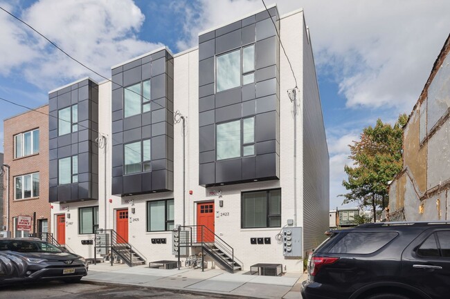 Building Photo - Brand New Brewerytown Apartments