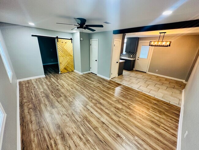 Building Photo - 4207 Madden Ln