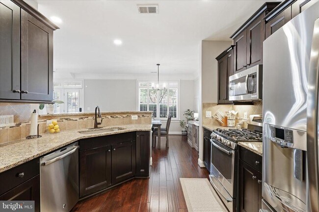 Building Photo - 42616 Hardage Terrace