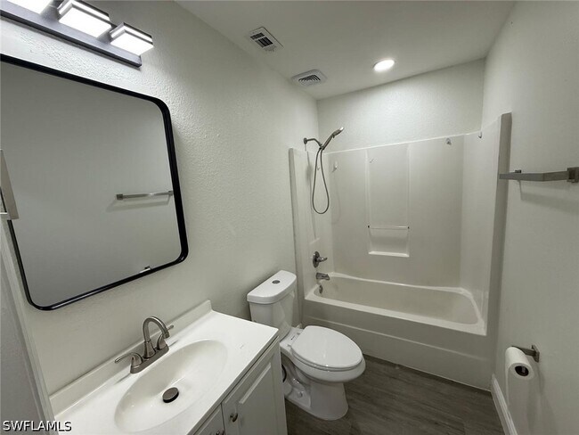 Building Photo - 5248 Confederate Dr