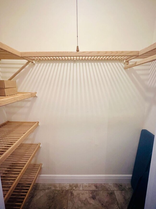 Building Photo - 2/2 Furnished 55+ Condo