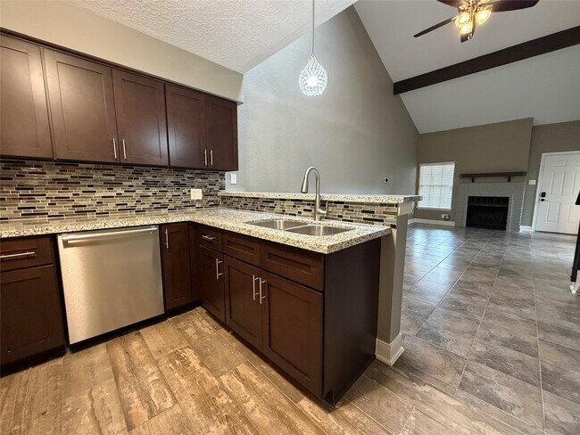 Building Photo - 2611 Grants Lake Blvd