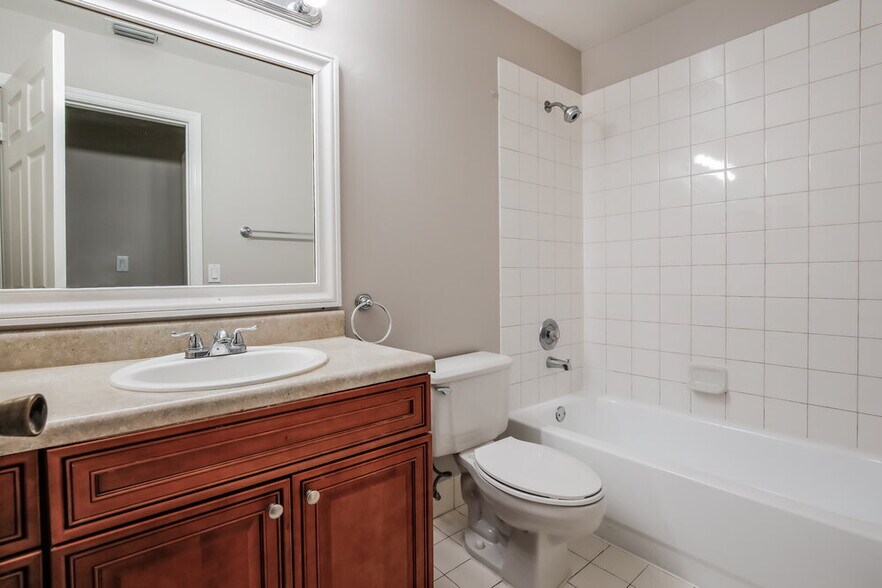 Building Photo - 11657 SW 144th Ave