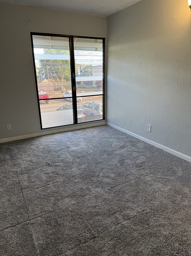 Building Photo - 87-213-213 Helelua St