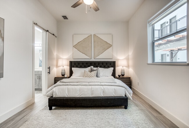 Building Photo - 1100 Peters Street