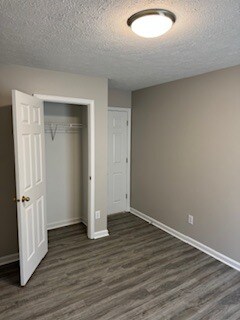 Building Photo - 10846 Tanbark Dr