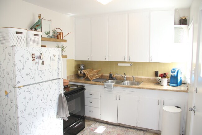 Building Photo - 2295 N Depew St