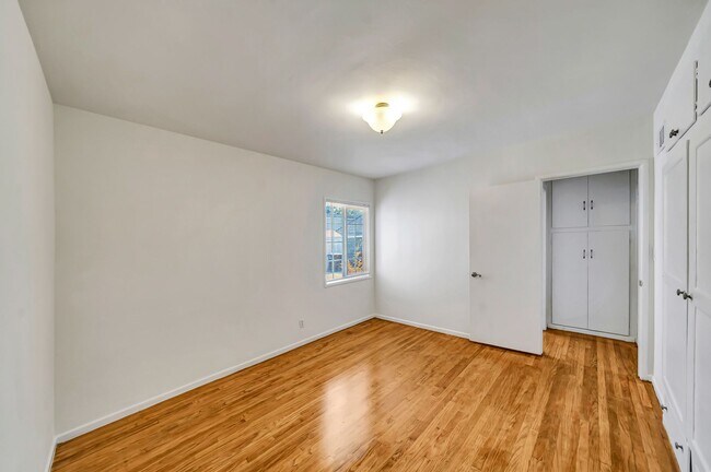 Building Photo - 654 Patterson-