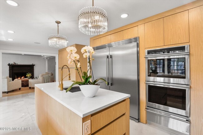 Building Photo - 13 Valley Forge Rd