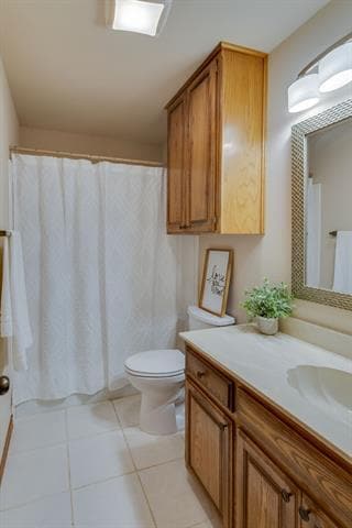 Building Photo - 704 Shady Ln