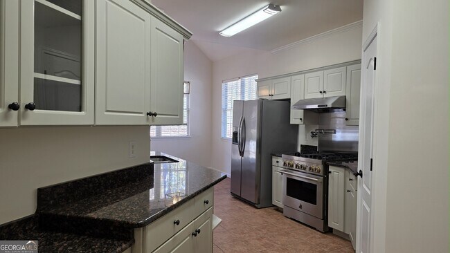 Building Photo - 21 Wellington Mnr Dr