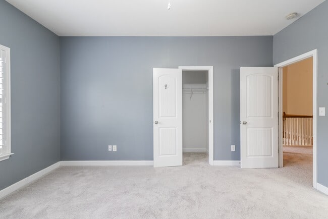 Building Photo - 8513 Loxton Cir