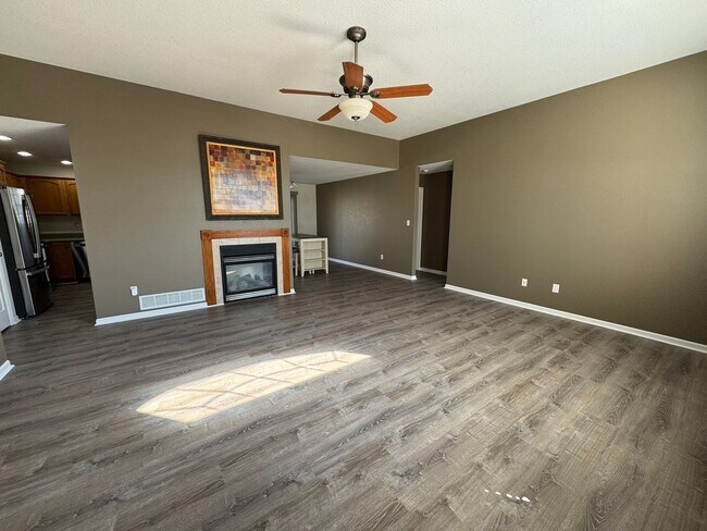 Building Photo - 2603 Oakfield Dr