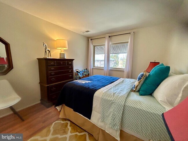 Building Photo - 18624 Walkers Choice Rd