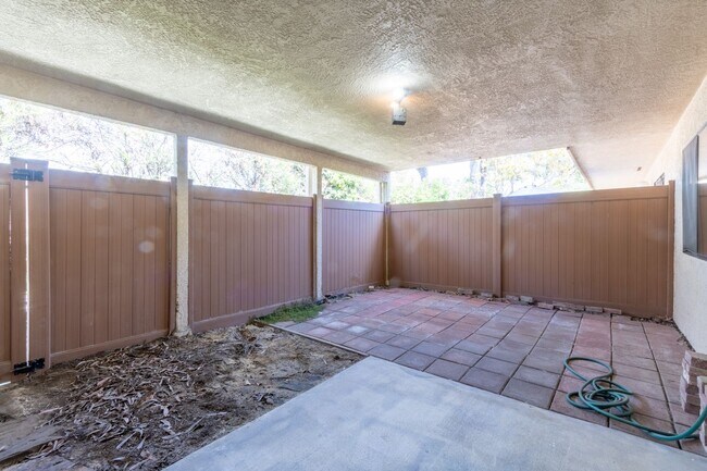 Building Photo - 6782 Shakespeare Way