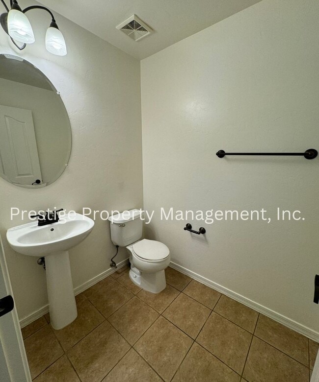 Building Photo - 55+ Community in Heritage Highlands with access to an abundance of luxury community amenities!!