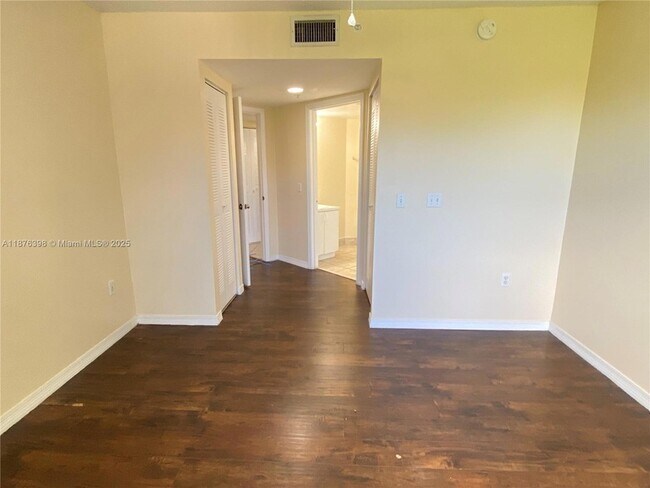 Building Photo - 4175 N Haverhill Rd