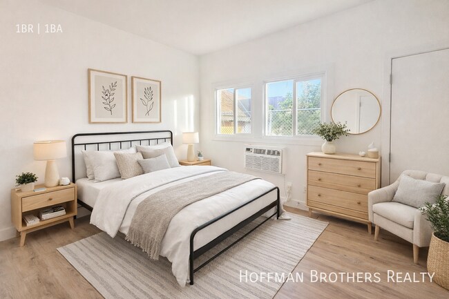 Building Photo - 1182 1/2 N Edgemont St -