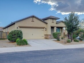 Building Photo - 3-Bedroom, 2-Bathroom in Marana AZ!