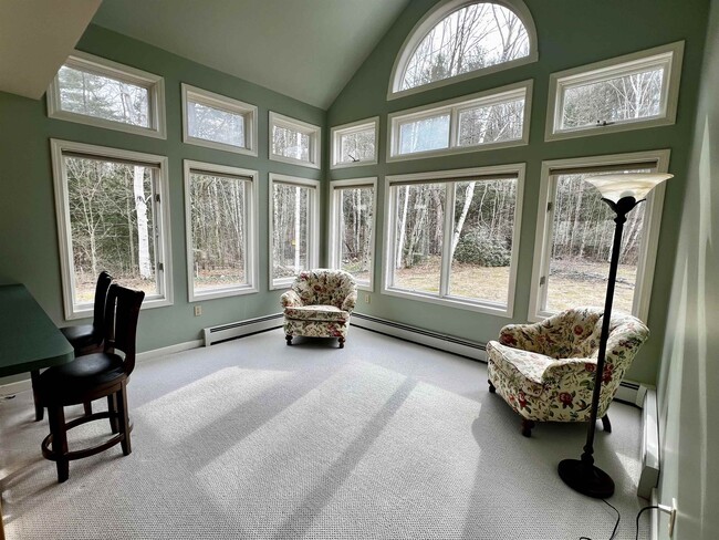 Building Photo - 251 Sunrise Pl