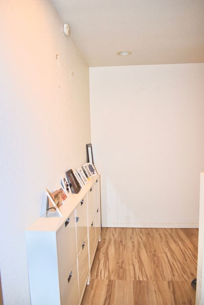 Building Photo - Beautiful 3 Bedroom/ 2.5 Bathroom Home in Northglenn Available May!!