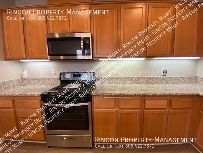 Building Photo - 3142 N Ventura Rd