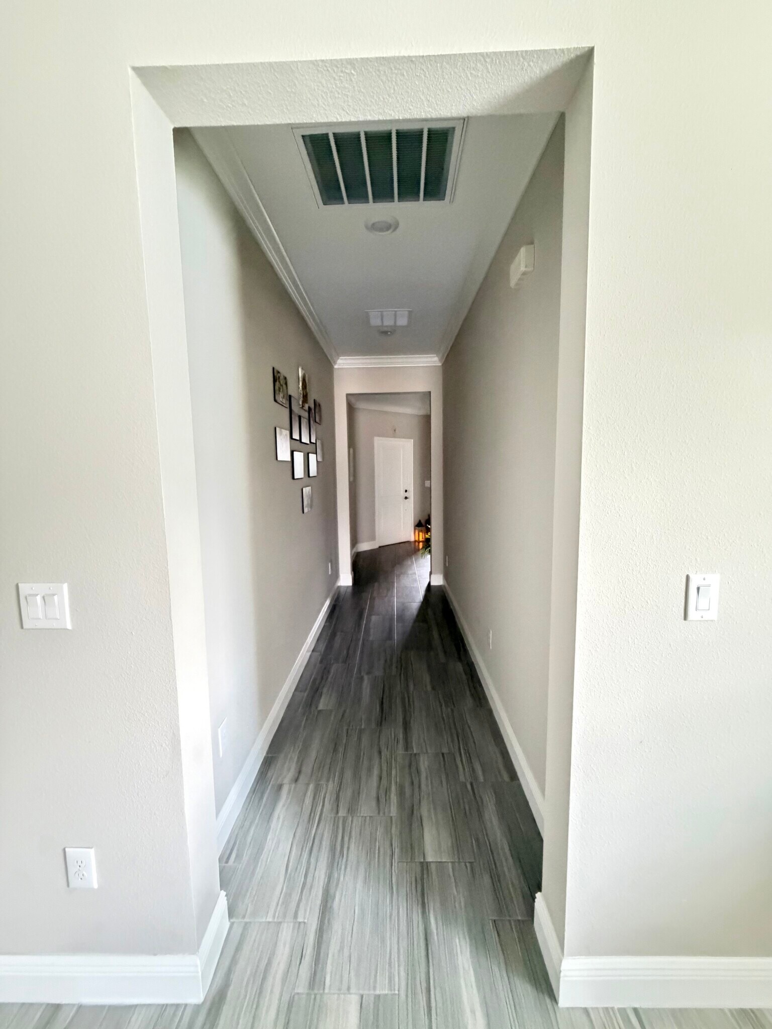 Building Photo - 9971 Campanula Ct