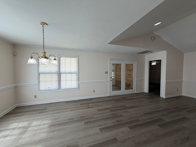 Building Photo - Exclusively Offered By Muse Realty Rentals, LLC