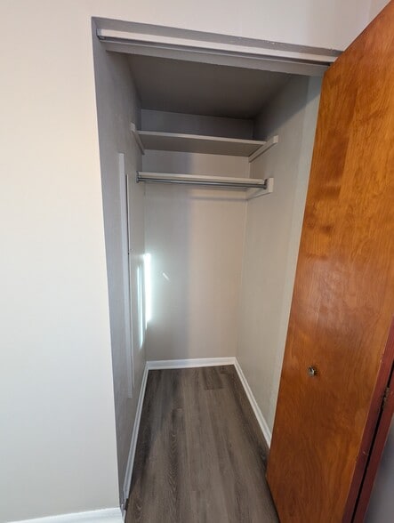 Building Photo - 1367 Wertz Ave SW