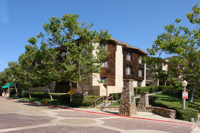 Building Photo - La Jolla Boardwalk