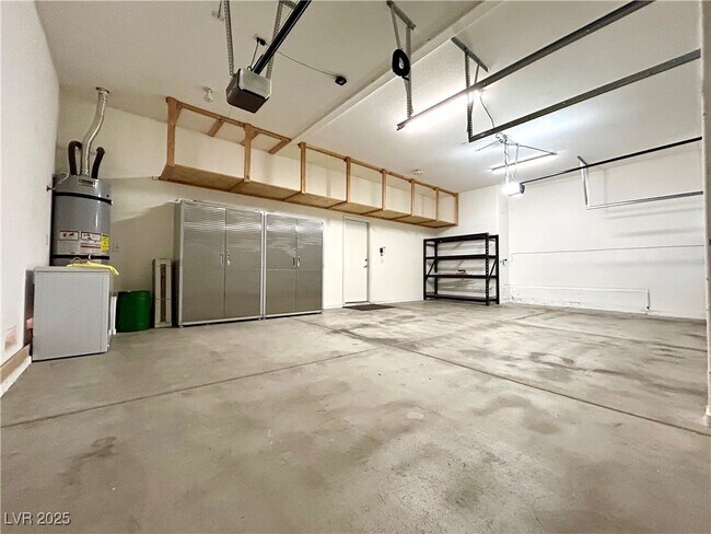 Building Photo - 10824 Vineyard Pass St