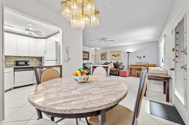 Building Photo - 344 Piedmont Trail