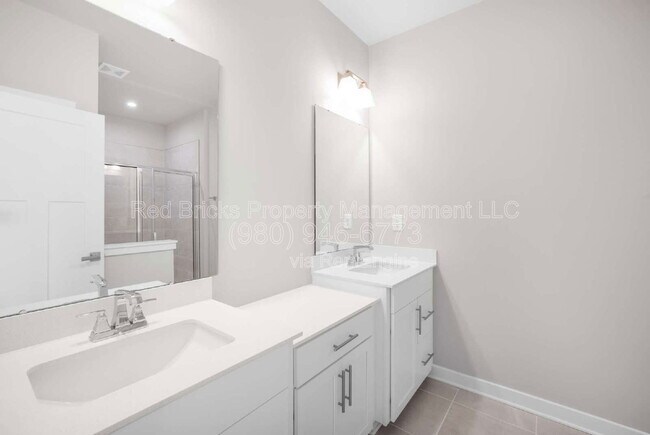 Building Photo - 513 Bailey Mls Dr