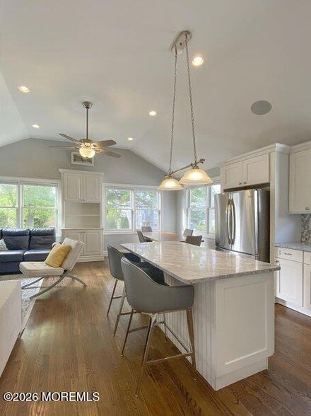 Building Photo - 18 Meadowbrook Ave