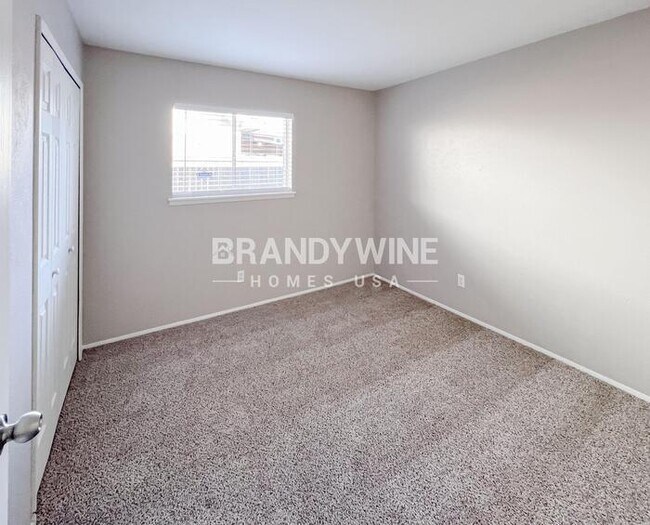 Building Photo - 4426 Mint Dr