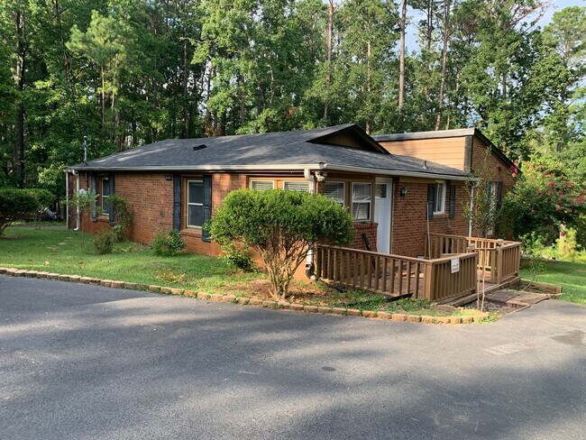 Building Photo - 4107 Vern Sikking Rd