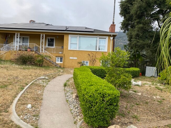 Primary Photo - 2659 New York Dr